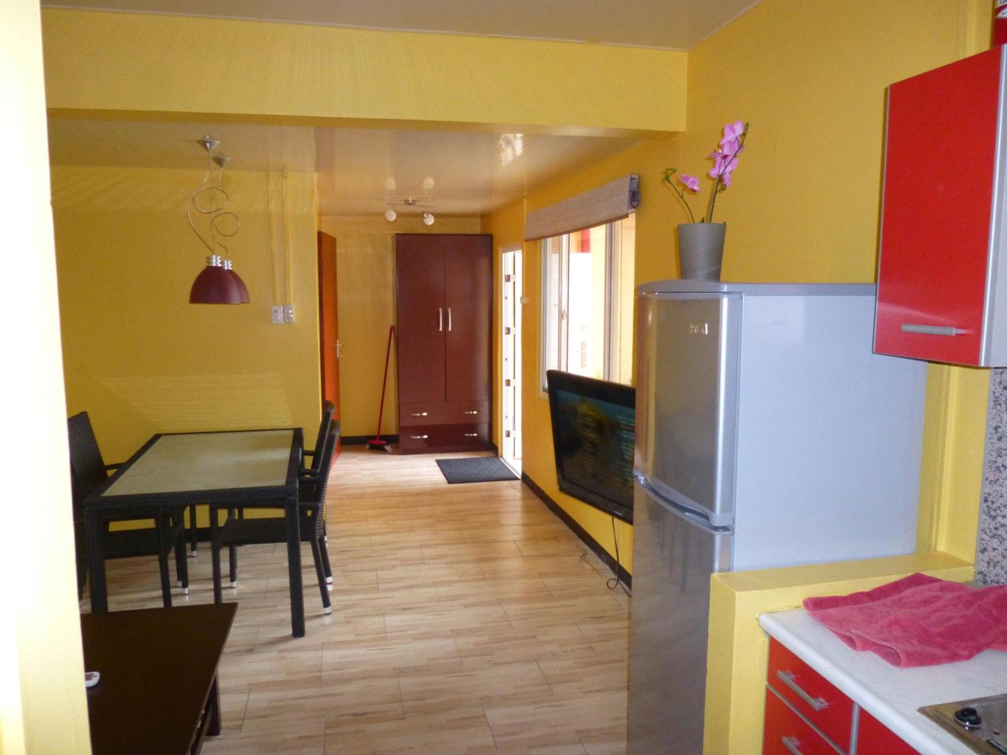 Kekemba Apartments 파라마리보 객실 사진